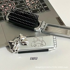 新款卡通三麗鷗便攜摺疊氣囊梳kitty貓隨身化妝鏡兩用一體鏡女梳