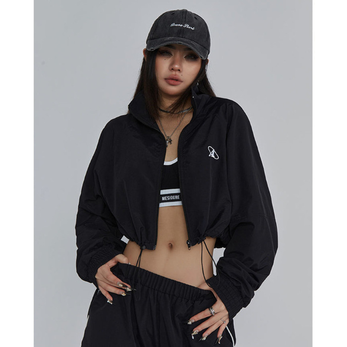 검은색