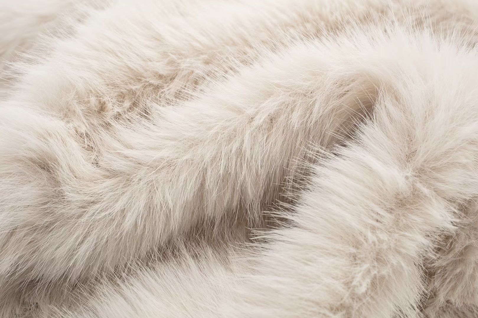 1330g Weight Faux Fur Coat Outerwear Type Long Sleeve Sleeve Length Single Breasted Placket Type Polyester Fabric Type Long Top Length Coat Tops Type Holiday Occasion Turndown Neckline Loose Fit Type Solid Color Pattern Winter, Autumn Season Women's Gender Pocket Design Elegant, Streetwear Style Women's Elegant Streetwear Solid Color Pocket Single Breasted Coat Faux Fur Coat 21