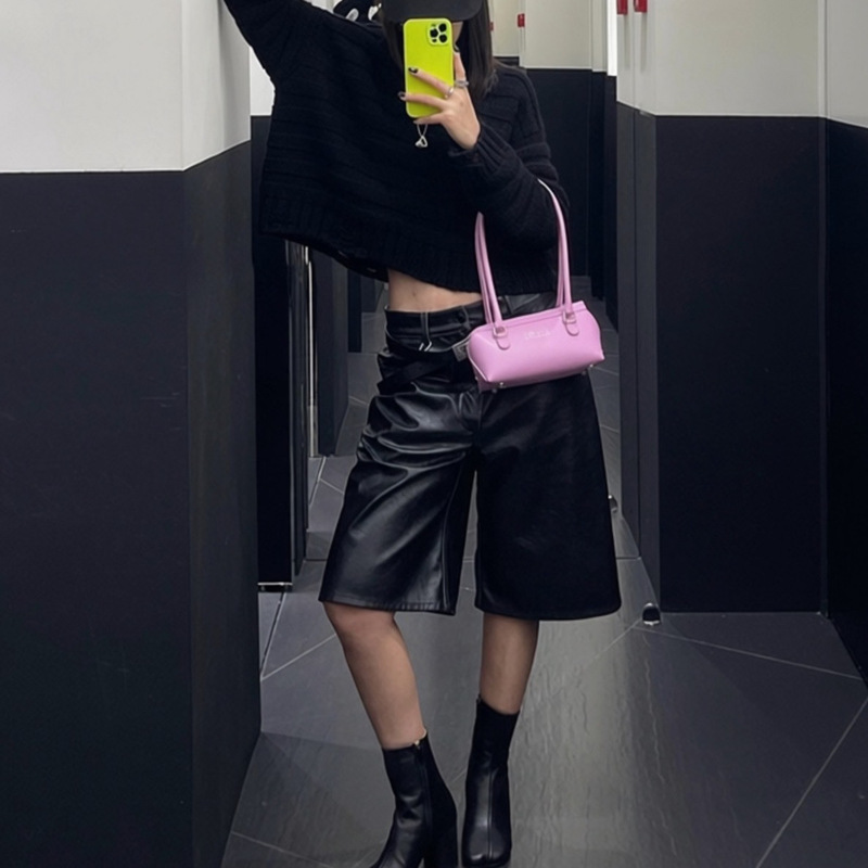 Shenzhen Nanyou high-waisted PU leather women's shorts, new for autumn 2026, loose fit, slimming, versatile casual pants with a cool high street style