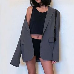 春秋の新型のゆったりしたネットの赤いスーツの女性の灰色の百合のカジュアルなスーツの気質の長袖のコートの英倫の風潮