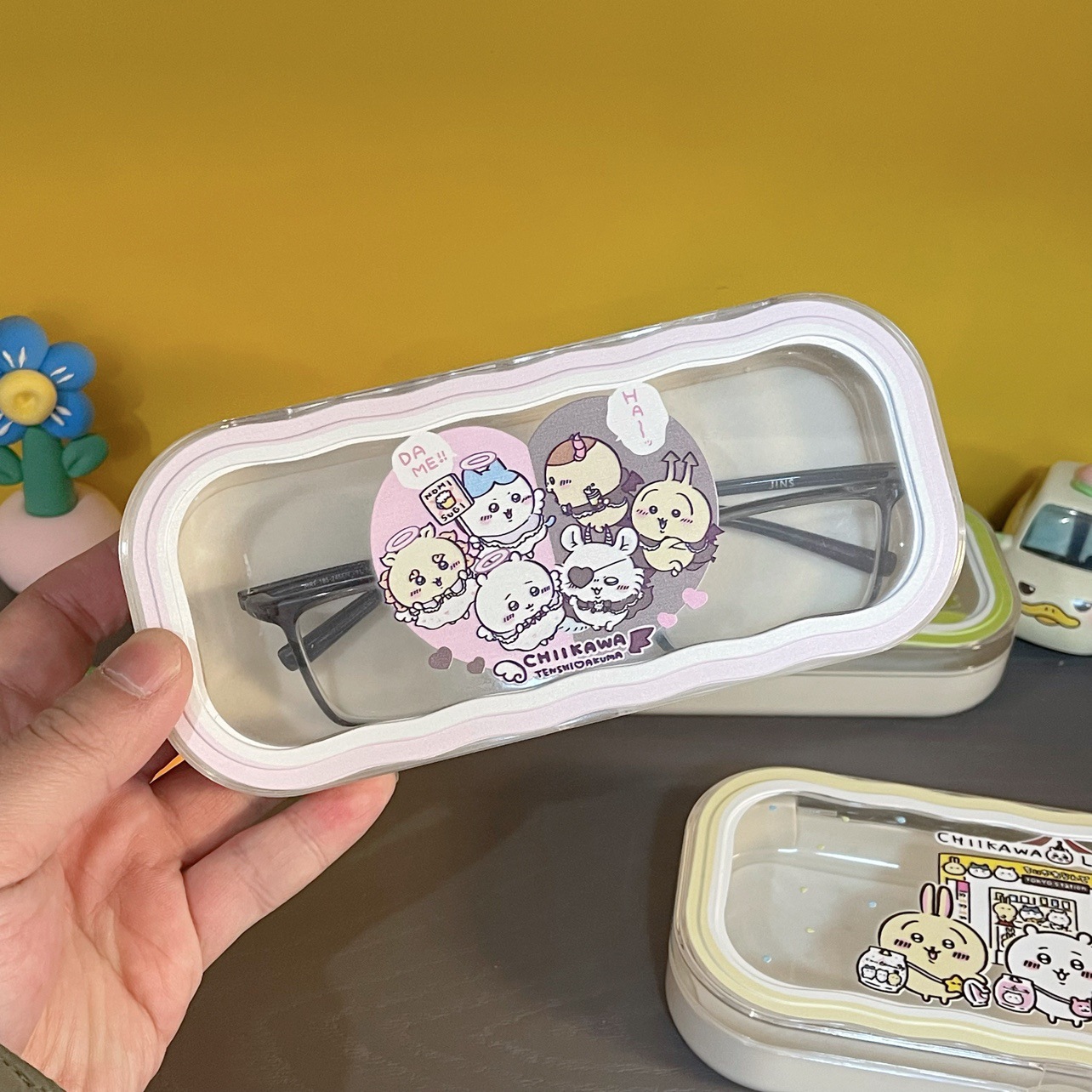 Estuche para gafas moderno con un toque de alta gama, diseño ondulado y bonito, estuche transparente portátil para gafas, estuche para gafas de miopía, estuche para gafas infantiles.
