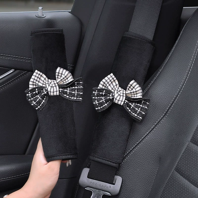 Seat belt shoulder pad — Belt Shoulder Protector Internet Celebrity - a-pair-of-short-plush-shoulder-pads-small-fragrant-bow