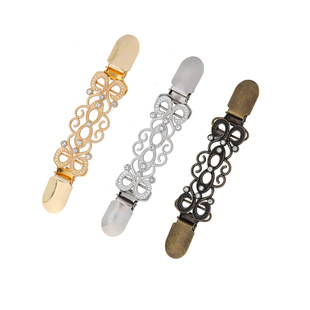 European and American Explosions Retro Sweater Clip Women's Diamond-encrusted Silk Towel Buckle Anti-light Brooch Collar Scarf Clip Alloy Accessories