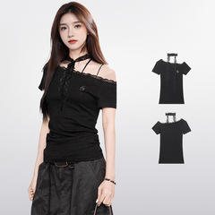 黒い肩の肩の半袖tシャツの女性の夏2025高級感のギャルの修身は腰の1字の肩のレースの上着を収めます。