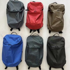 25春夏の新型男女カップルの洗練された刺繍格屋外キャンプ徒歩軽量型15Lランドセル