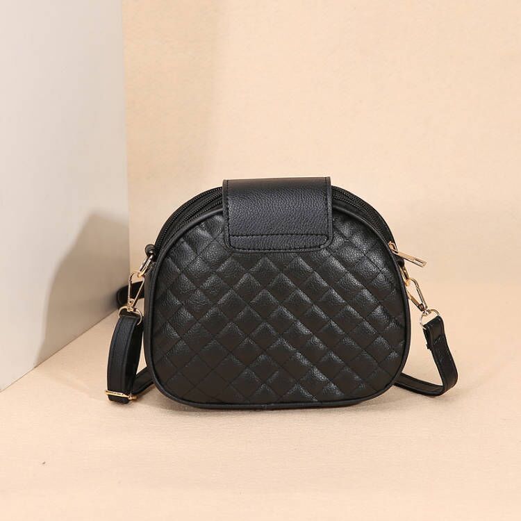 여자 가방 여름 올 매치 작은 가방 여자의 2024 새로운 도착 유행 마름모꼴 스타일 사진-카메라 가방 여성의 크로스 바디 가방 유행 어깨 가방