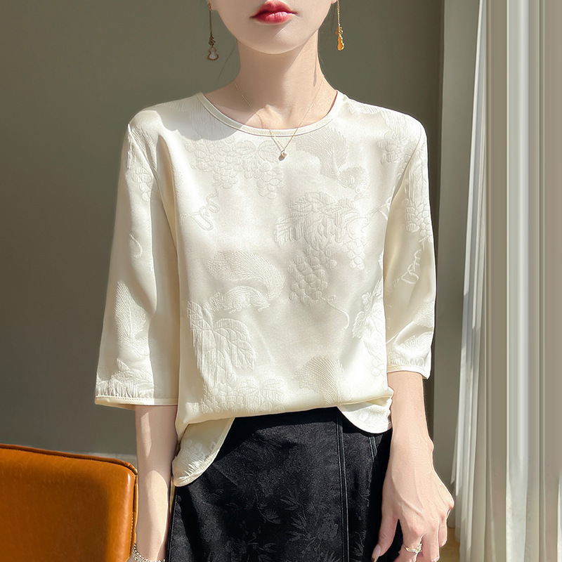 Silk Satin 2025 Summer Women's New Round-Neck Short Floral Button-Down Five-Quarter Sleeve Versatile T-Shirt Top