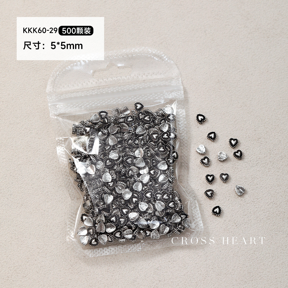 【kkk60-29】 crow heart jewelry