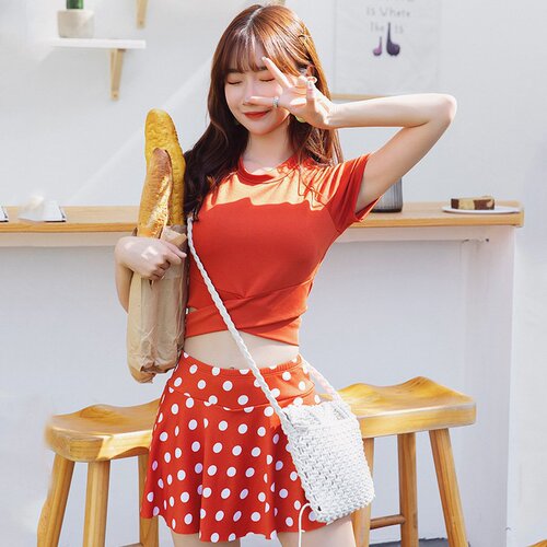 2024 New Swimsuit Women's Split Two-piece Set Conservative Slim Belly Covering Girl Sports Student Hot Spring Swimwear