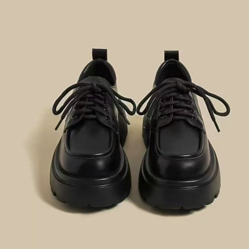 Zapatos de cuero de estilo británico para mujeres 2025 invierno nuevo tipo de cordón de suela gruesa muffin de suela suave retro versátil Lefour zapatos únicos