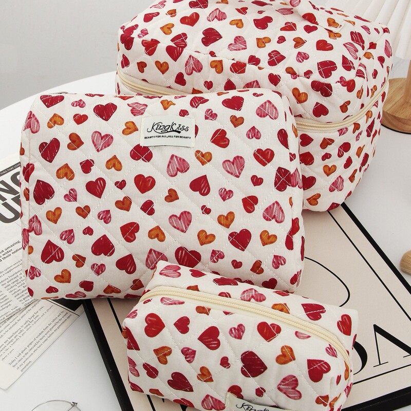Beige Luggage, Cosmetic Cotton Bag Liner, High-Looking Heart Quilted Large-Capacity Cosmetic Bag, Toiletry Bag Factory Beige Luggage, Cosmetic Cotton Bag Liner, High-Looking Heart Quilted Large-Capacity Cosmetic Bag, Toiletry Bag Factory