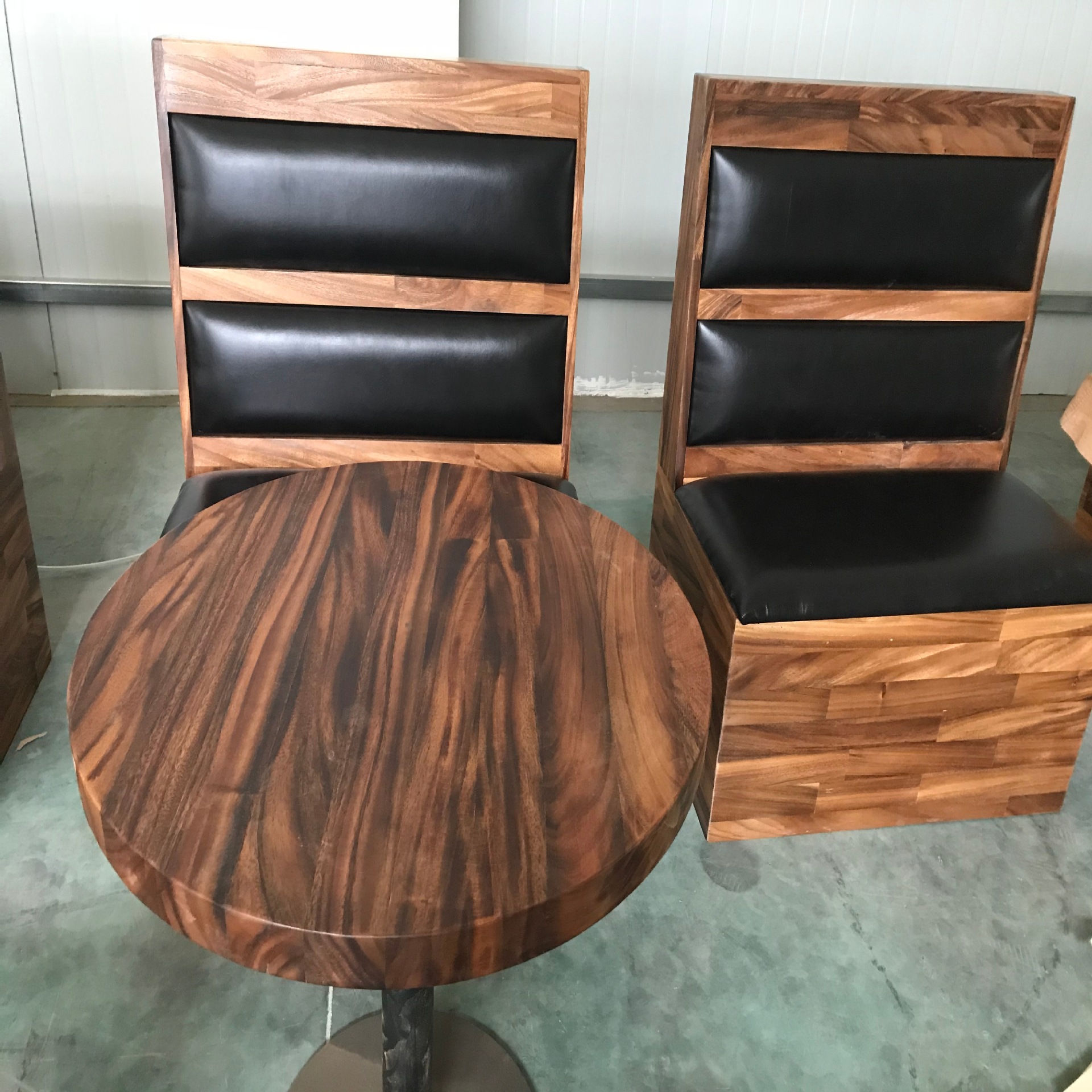 Manufacturer Wholesale Restaurant Booths, Themed Cafes, Dining Tea Houses, Hot Pot Sofas, Chain Tea Restaurants, Solid Wood Booths