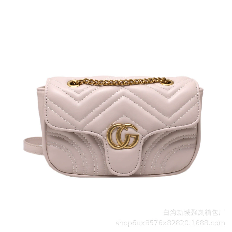 Сумка через плечо (в стиле chanel) с ромбовидной стёжкой, цепочный ремень, несколько цветов