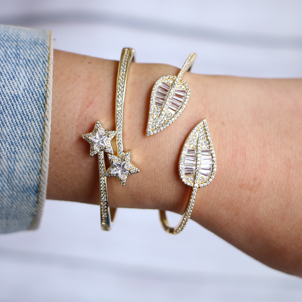 Fashion open simple copper gold-plated inlaid zirconium leaf star bracelet