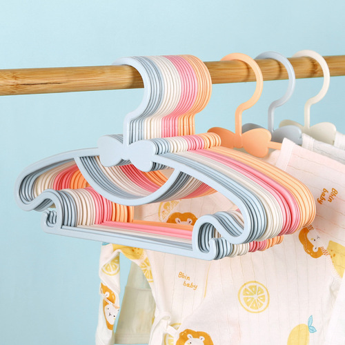 Children's clothes hanger multifunctional baby and child clothes hanging small baby clothes drying rack household non-slip newborn clothes support