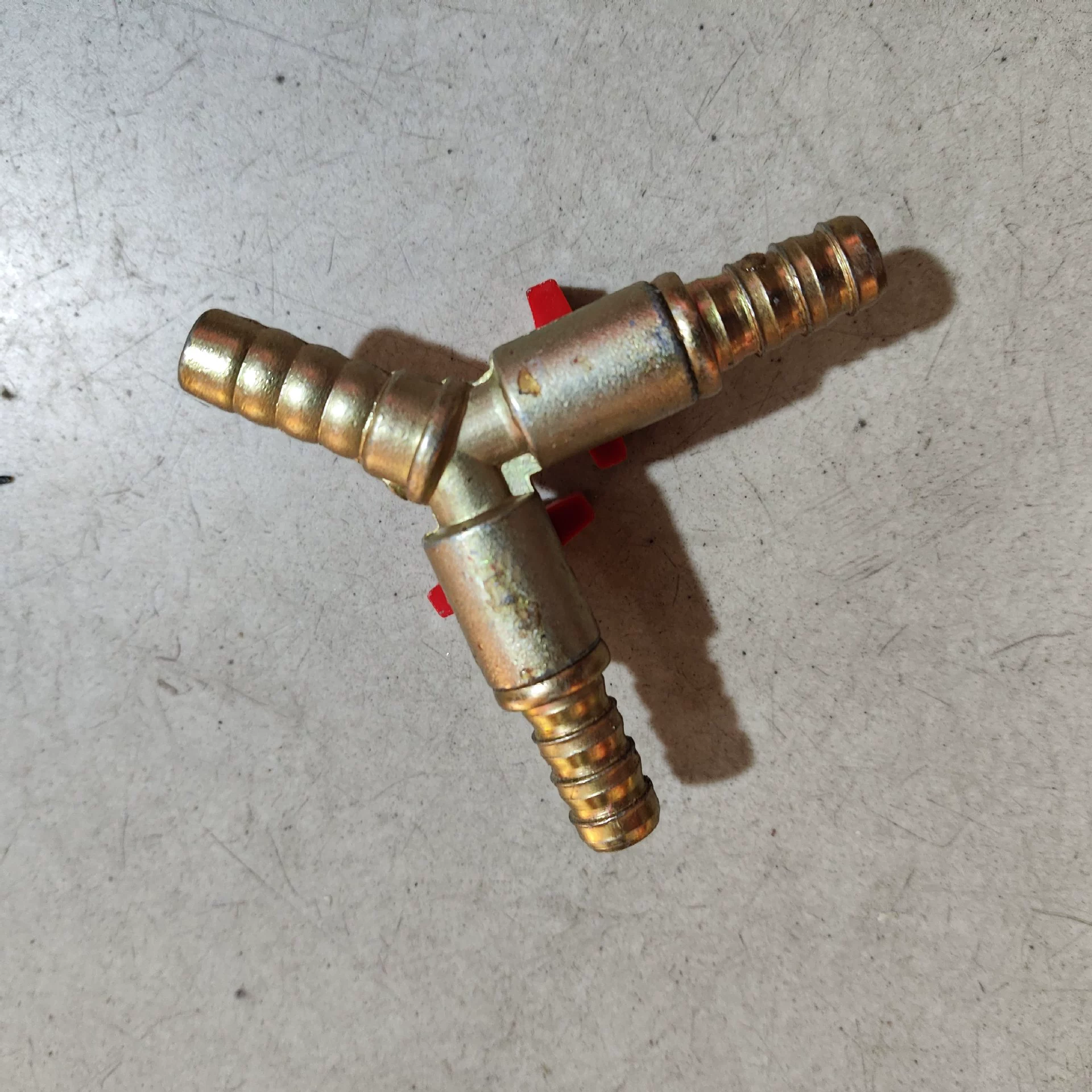 В наличии оптом трехходовой клапан аксессуары для газовой плиты елочка трехходовая с переключателем газа Трехходовой открытый клапан