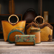 L논ˇ񾎰۴ճˇƷŮʿ