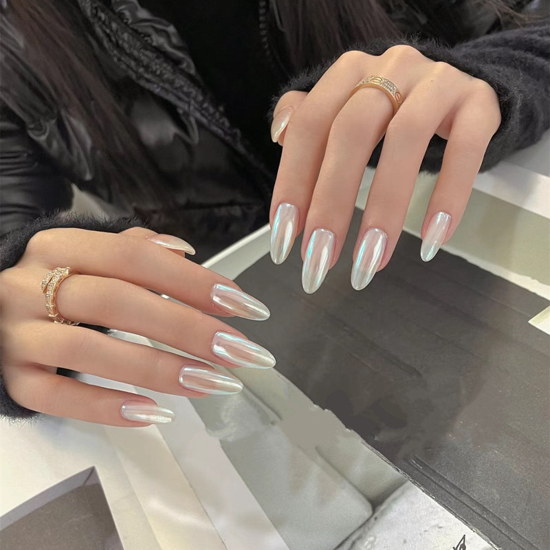 Cross-border Haili with European and American Temperament White Moonlight Pearl Aurora Wear nail Art Removable Fake nail nail