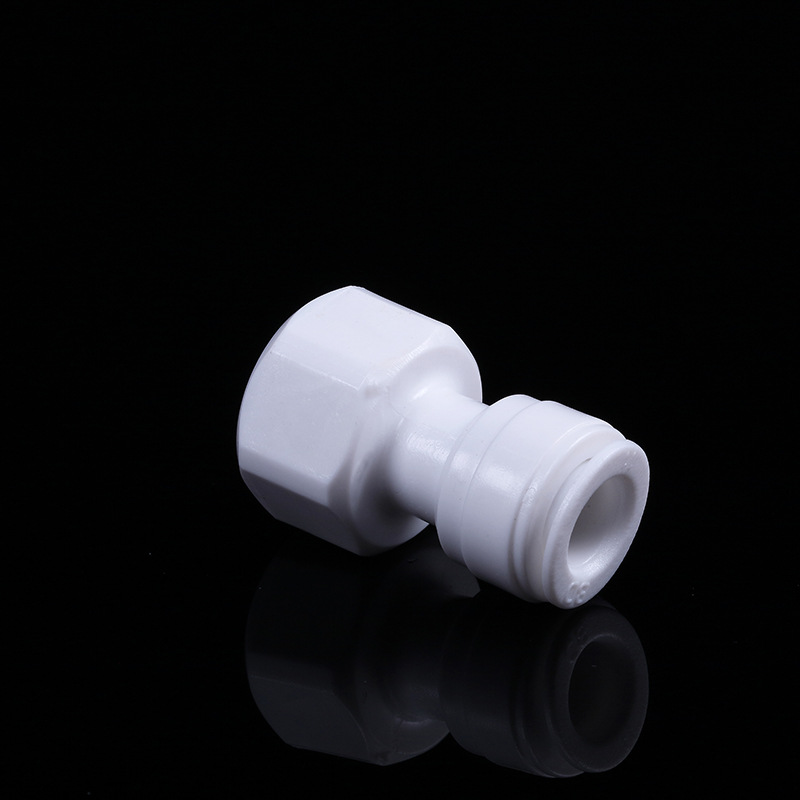 Rosca interna recta de 4 puntos a tubería de PE de 3 puntos 4-Turn Diámetro de tubería de unión de 3 puntos 3/8 rosca interna 4 puntos KM43N conexión rápida sin tarjeta