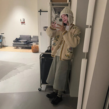 韩国东大门代购V领拼色针织开衫2025秋冬新款文艺复古风提花毛衣