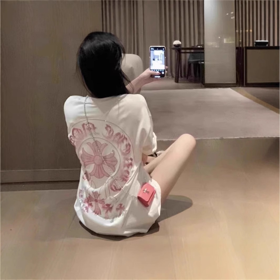 하얀색