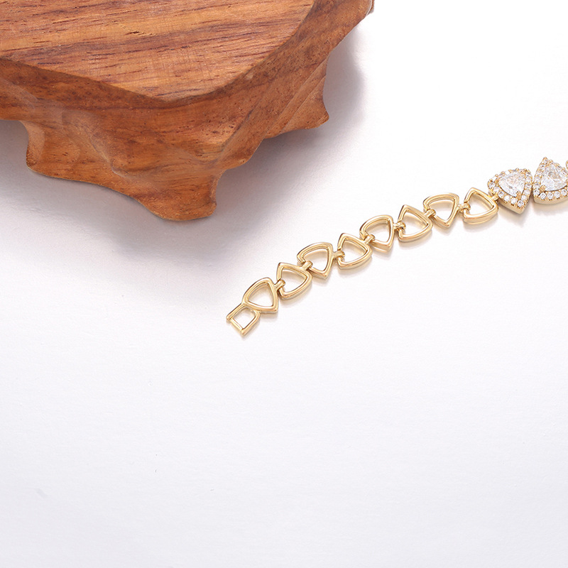 Pulsera de Empalme Geométrico de Aleación de Cobre con Diseño Triangular para Mujer image 5