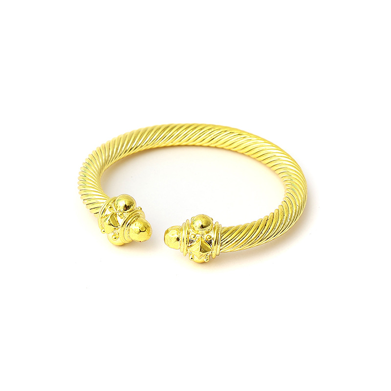 Holiday, Daily Occasion Metal Material Solid Color Pattern Simple Style Commute Solid Color Metal Plating Gold Plated Women's Bangle