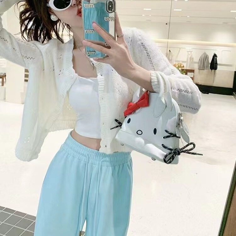 Early Spring Short Hollow-Out Knit Cardigan for Petite Women, Cute Style, Loose Fit, Slimming, Versatile, Thin Long-Sleeve Top for Summer