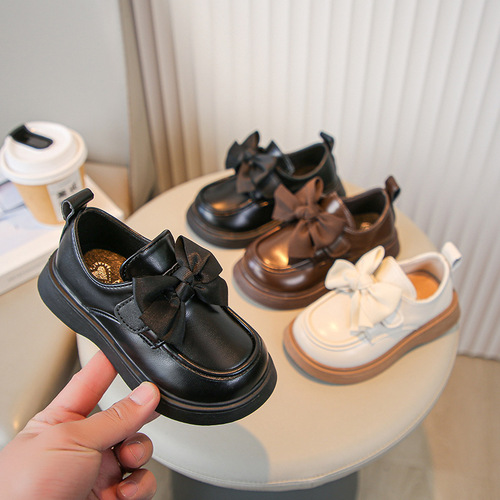 Children's Butterfly Princess Soft Sole Anti-Slip Spring Shoes, Retro Baby Shoes