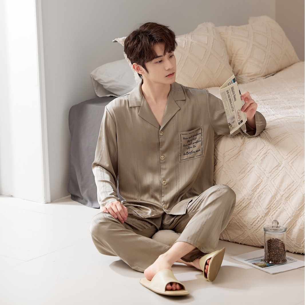 2025 Spring New High-grade Pajamas Men's Thin Double Long-sleeved Cardigan Lapel Texture Comfortable Material Ice Silk Top