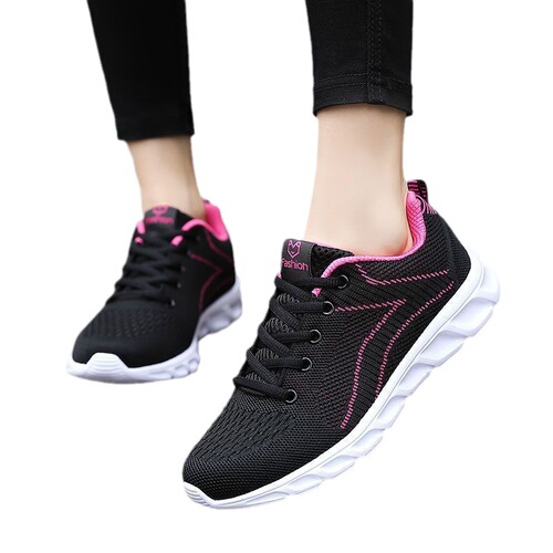 Dropshipping new women's sports and casual shoes, soft soles, all black, work shoes, mother's shoes, lightweight kitchen shoes, cross-border