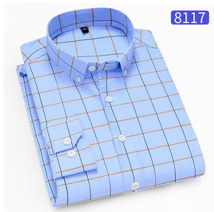 2025 Camisa de solapa de hombre de moda nueva transfronteriza Camisa de hombre de comercio exterior casual de negocios de rayas verticales frescas
