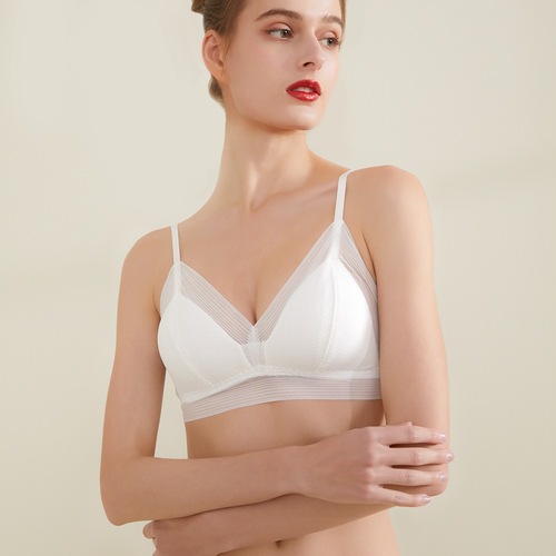 Yue Yue Girls Silk Bra Summer Thin Japanese Wire-Free Underwear Mulberry Silk Seamless Tri-Top Bra