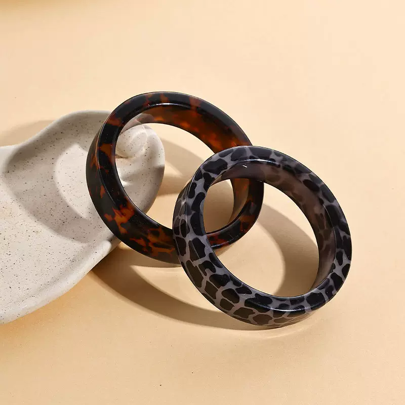欧美潮流时尚爆款 豹纹圆形窄版女士树脂手镯 工厂直销跨境亚马逊