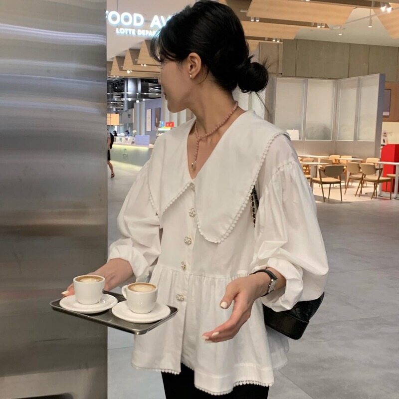 Korean Chic Autum French Age-Reducing Doll Collar Splicing Lace Chic Button Loose Long-Sleeved Shirt for Women