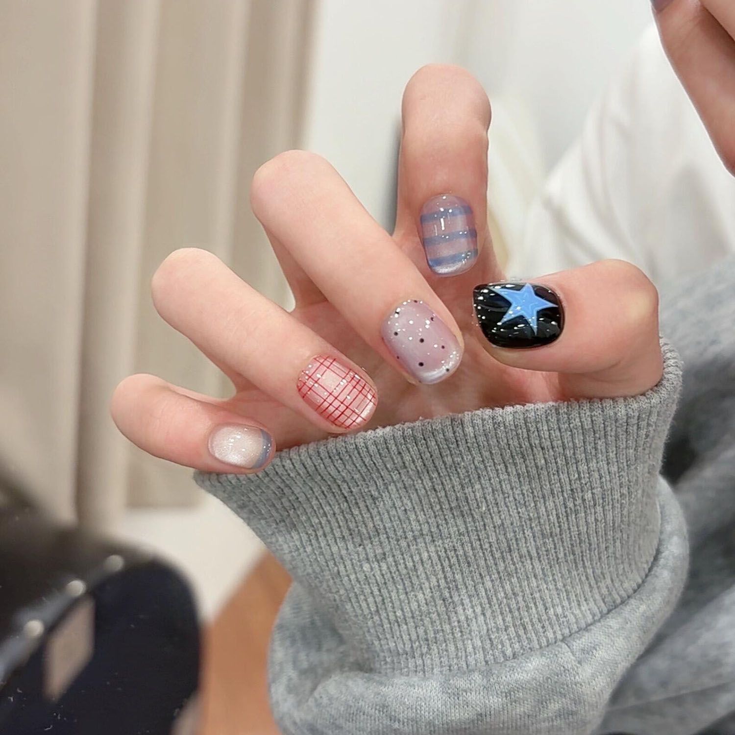 Ambiente dulce, polvo helado, uñas de ojo de gato, nuevas pegatinas de uñas de alta calidad, uñas postizas, uñas de uñas hechas a mano, uñas