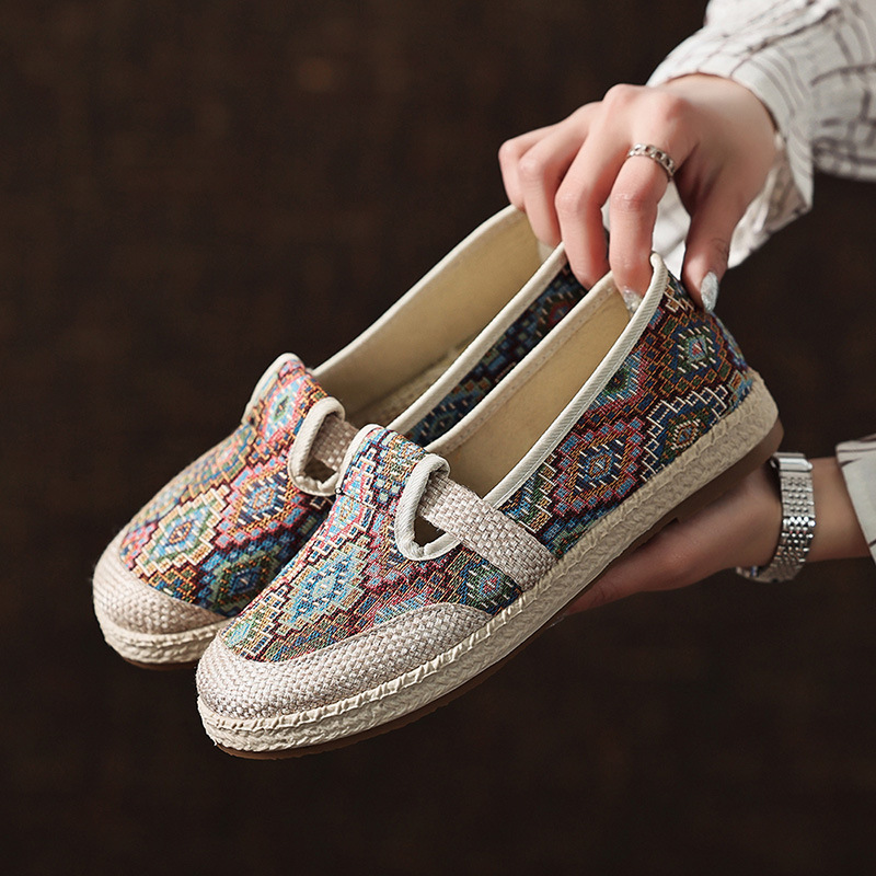 fashionable trend comfortable casual ethnic shoes