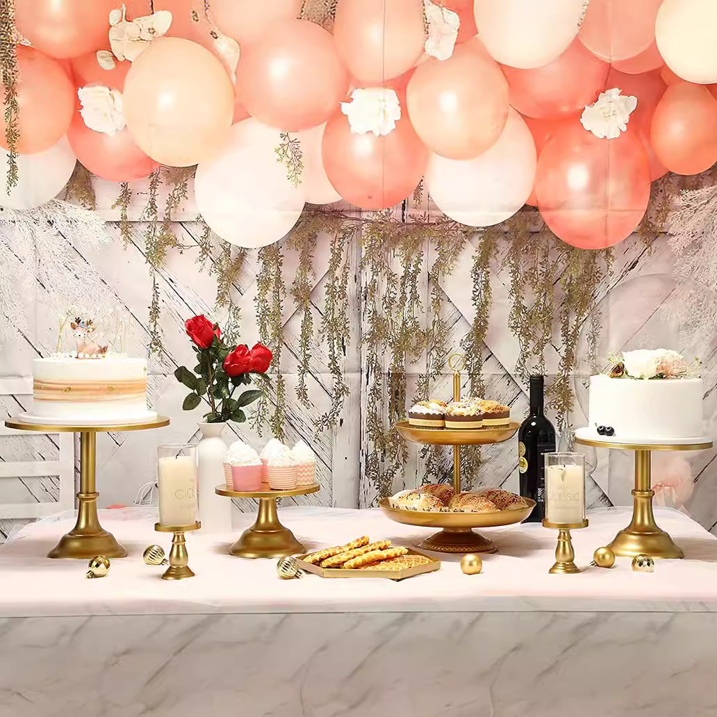 Decoración de la mesa de postres de boda, estante de pastel europeo, propósitos de boda, bandeja de pastel de encaje, set de rack de refrigerio de hierro forjado