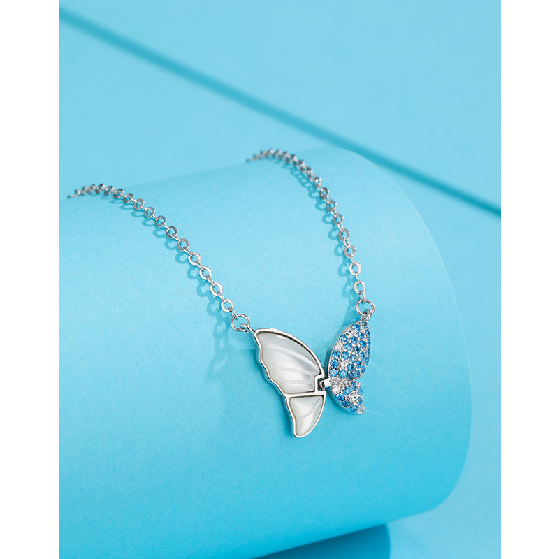 Azul blanco fritillary mariposa Collar para las mujeres 925 Luz de plata esterlina lujo nicho diseño avanzado sentido 2024 nueva cadena clavícula