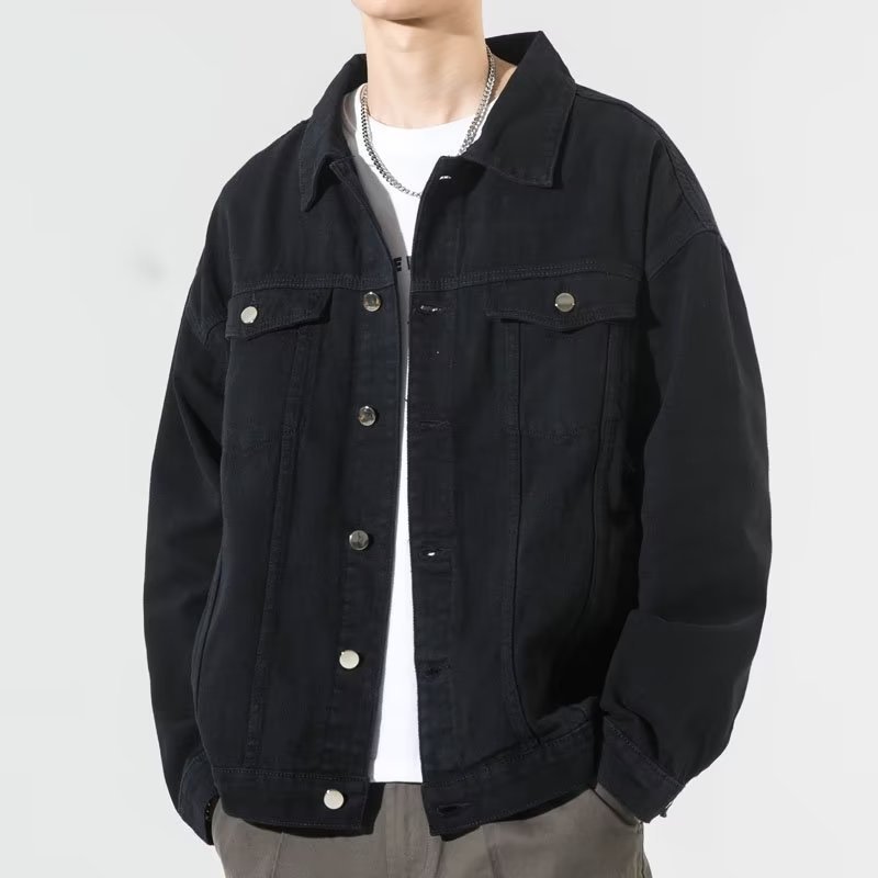 Nueva capa de mezclilla los hombres primavera y otoño suelta más tamaño casual Denim ropa moda bordado camuflaje Workwear chaqueta