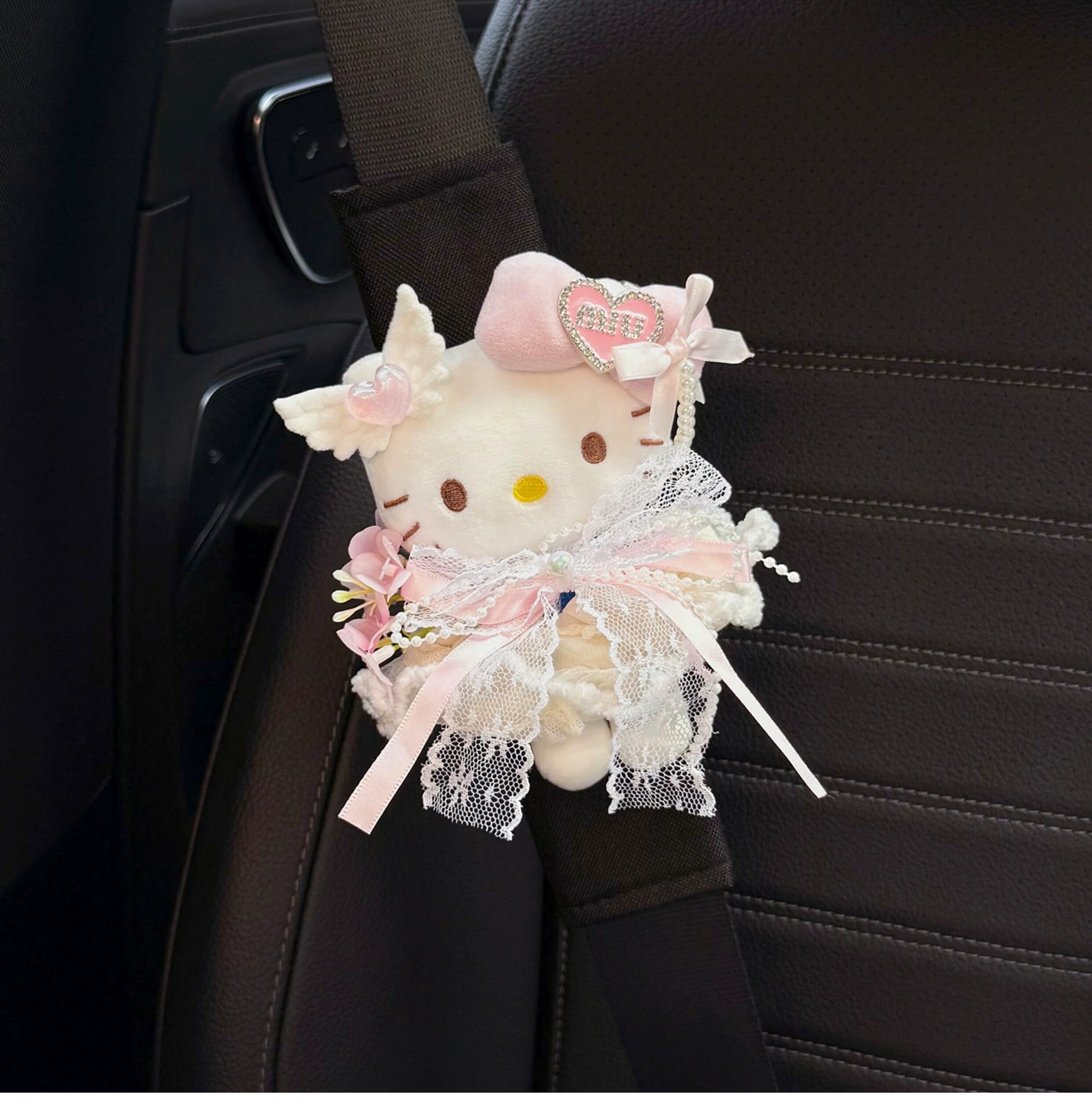 Cute Kitty Car Seatbelt Shoulder Pads Car Interior Seatbelt Decoration Anti-Wear Clothing Couple Set for Women
