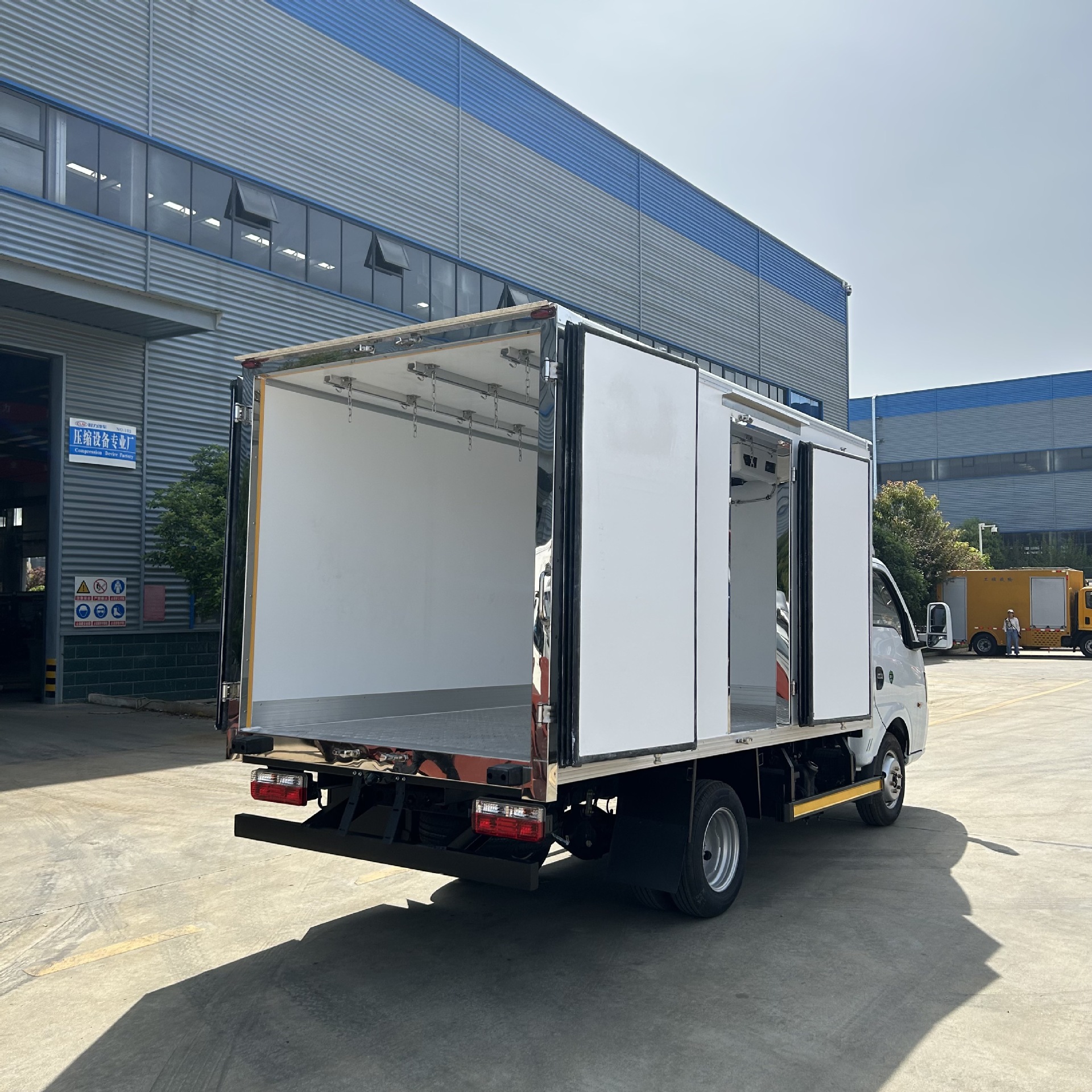 东风途逸柴油 (9)