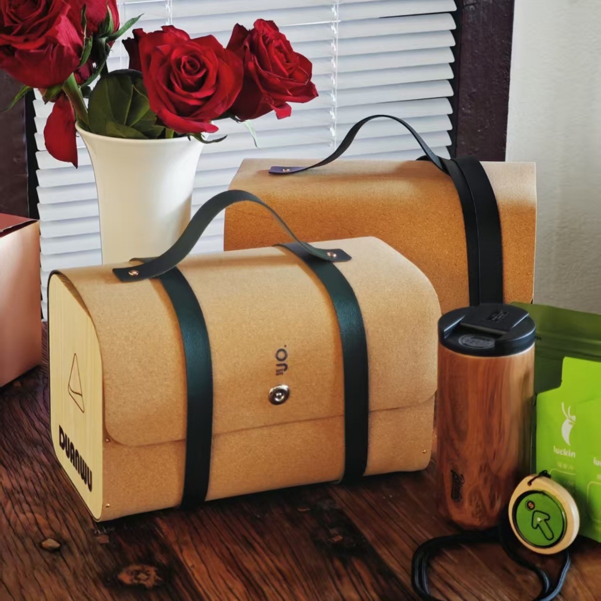 Regalos festivos, paquetes de café de corcho, paquetes de utensilios de café portátiles al aire libre, paquetes completos de café de fabricación manual.