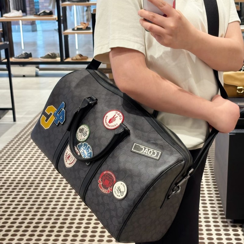 c家奥莱Venturer 45男款大容量旅行包蔻家老花手提包斜挎包运动包|undefined