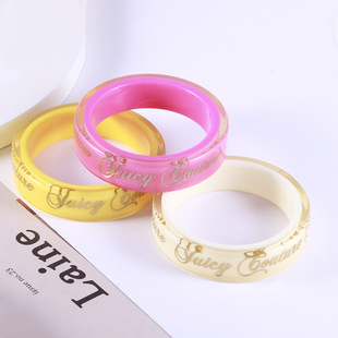 �W���Ʒ���l���Ԍ�����ĸ�ǹ�ɫ��֬���|���s���C�֭h���l����Ů