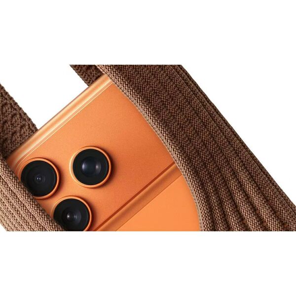 Demi-season trend knitted mobile phone