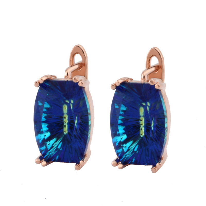 Nueva Venta caliente transfronteriza europea y americana de lujo exquisito cristal brillante color rosa oro oído hebilla pendientes mujer fábrica al por mayor