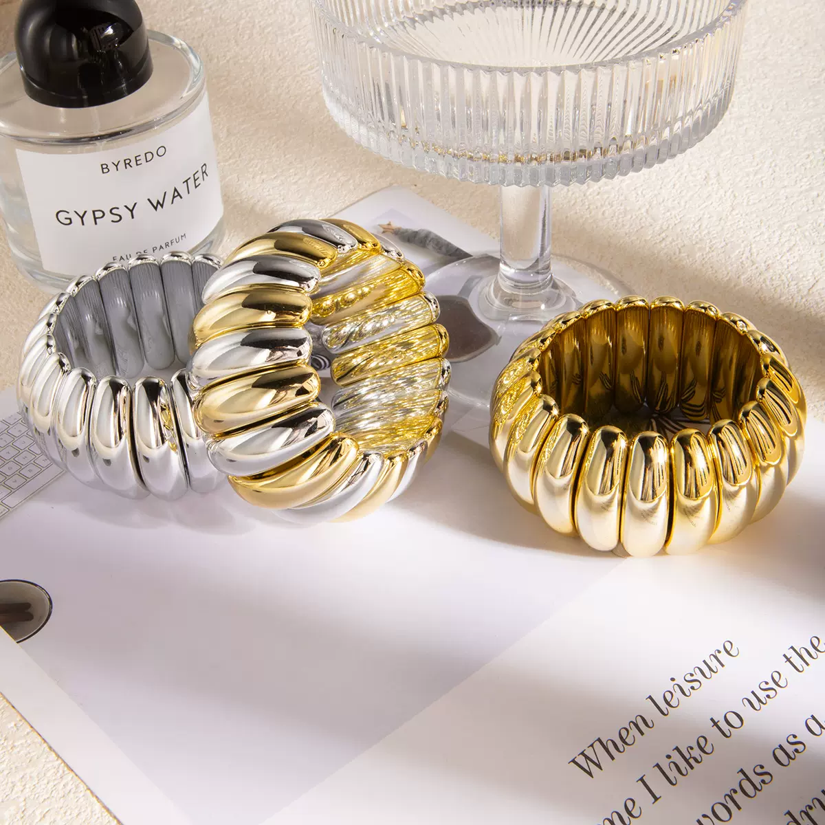 跨境欧美夸张简约螺旋纹蛇环手镯 轻奢高级感ins风个性时尚手环女