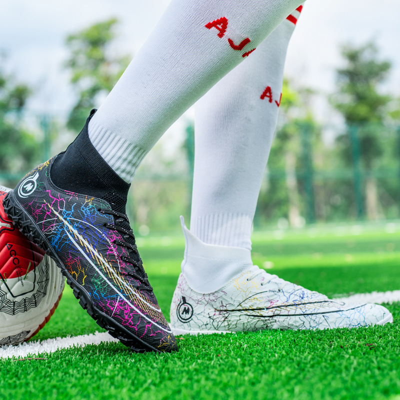 Binbinniao más tamaño de los nuevos hombres de fútbol transpirable zapatos de fútbol de hierba de Interior de uñas largas y cortas zapatos de fútbol
